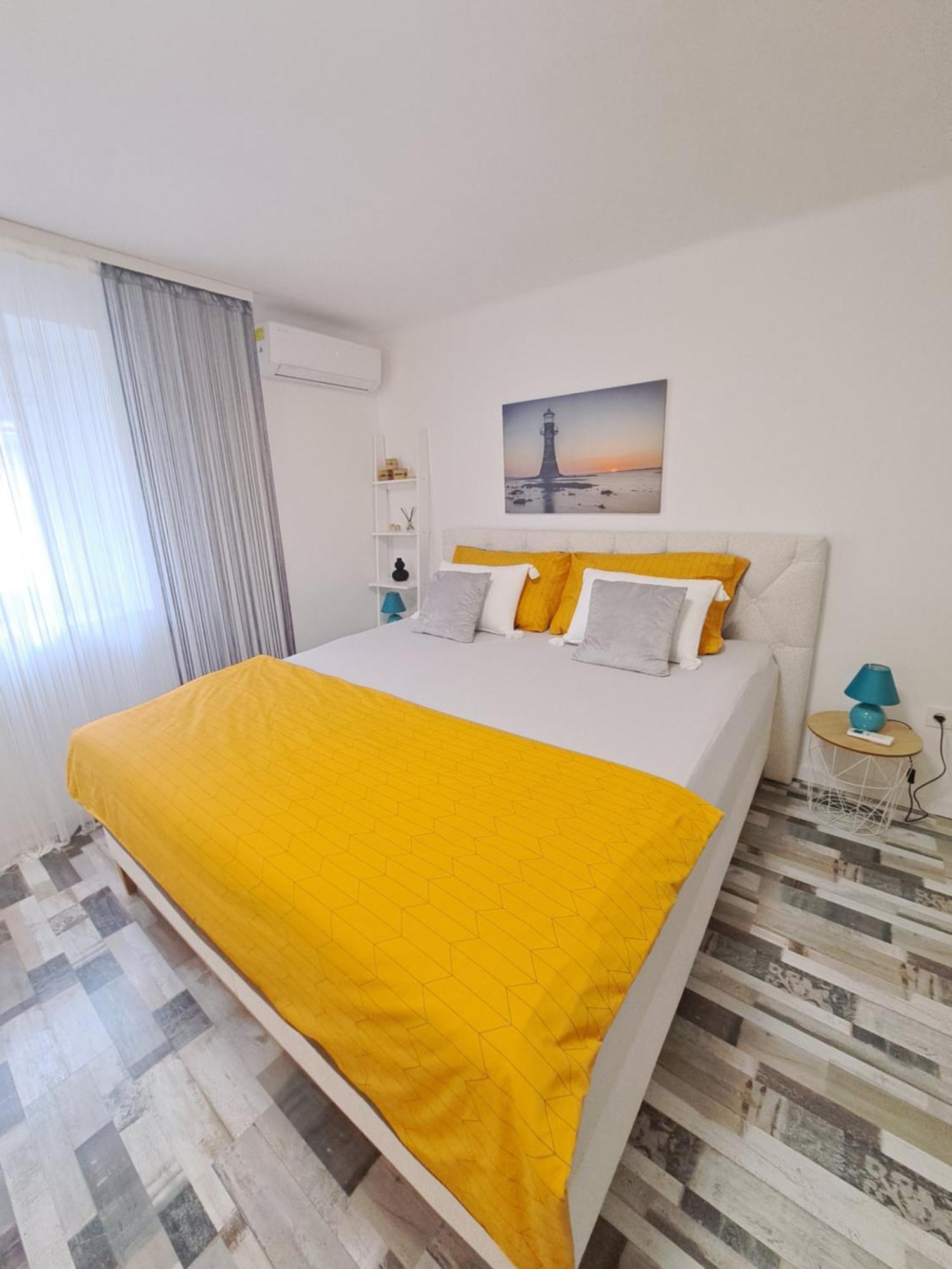 Villa Kuca Za Odmor Eni **** Šibenik Exterior foto